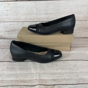 Clarks Juliet Monte Womens Sz 6.5M Heels Black Leather